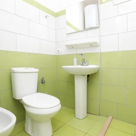 Erlind Apartman *