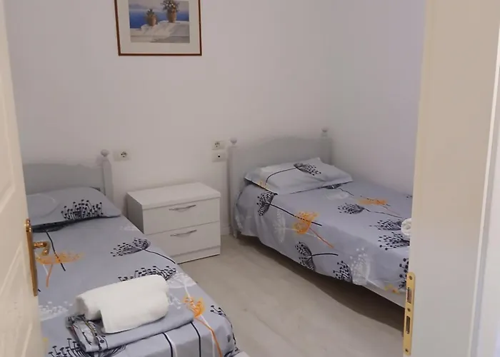 Erlind * Vlorë
